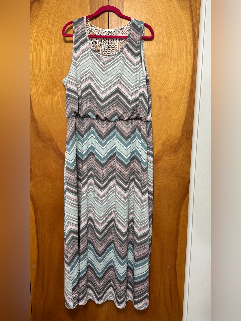 Maurices Womens Plus Size 2X Maxi Summer Dress Size 2 Crochet Lace Chevron Boho